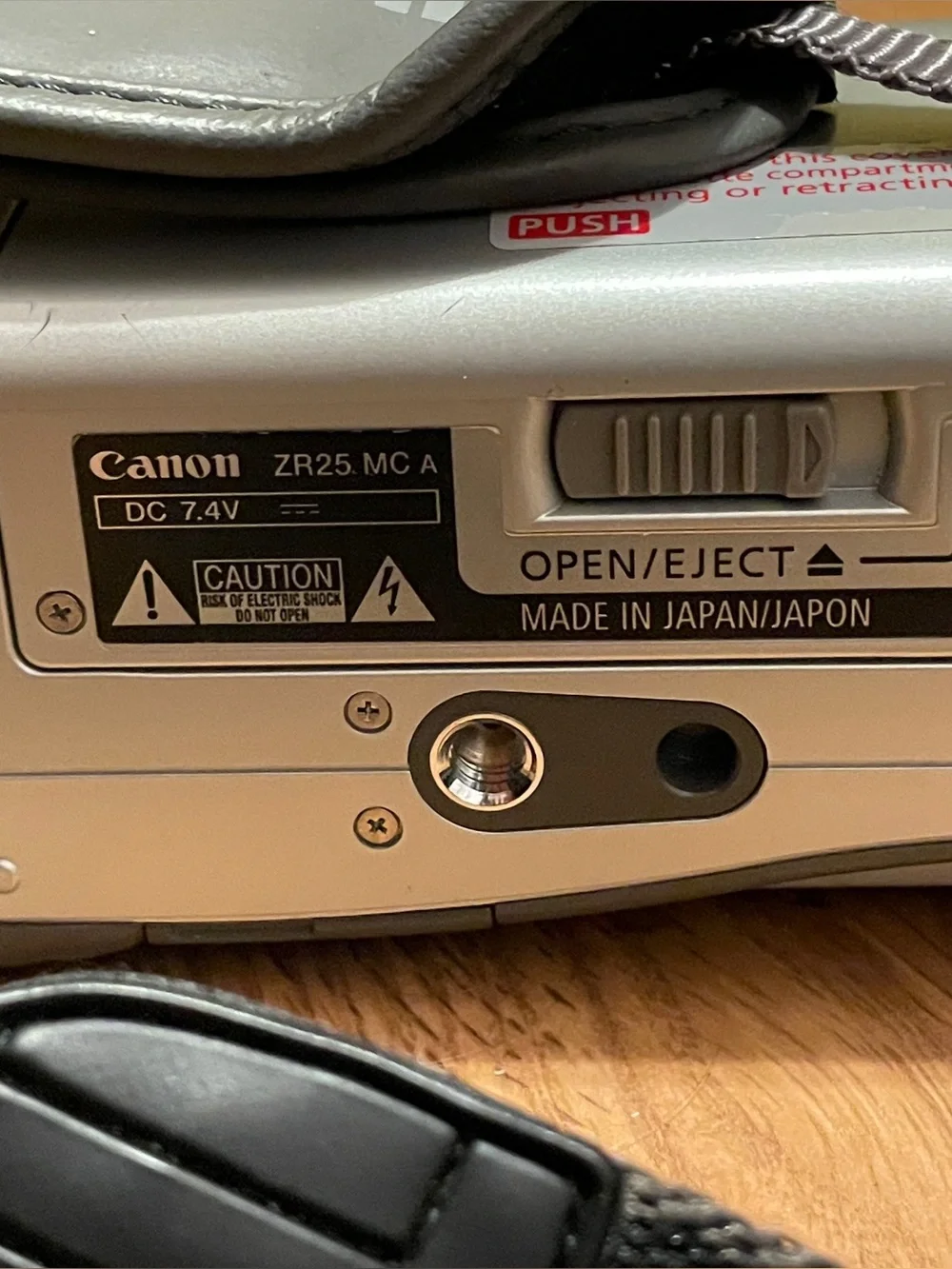 Canon ZR 25 Camcorder untested
